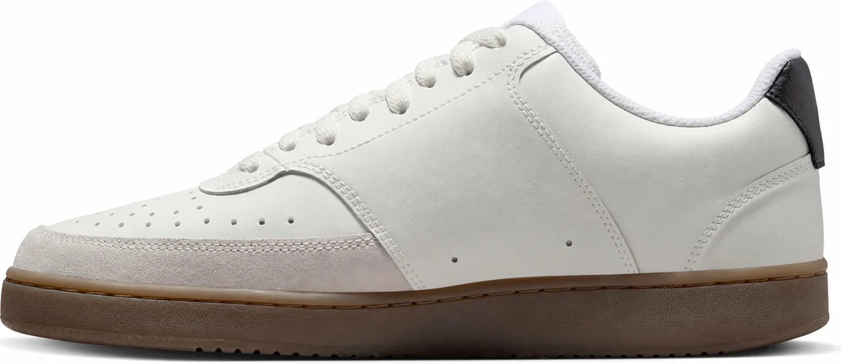 Women's Classic Low-Top Trainers in Sail Black Lt Orewood Brown, view 10.