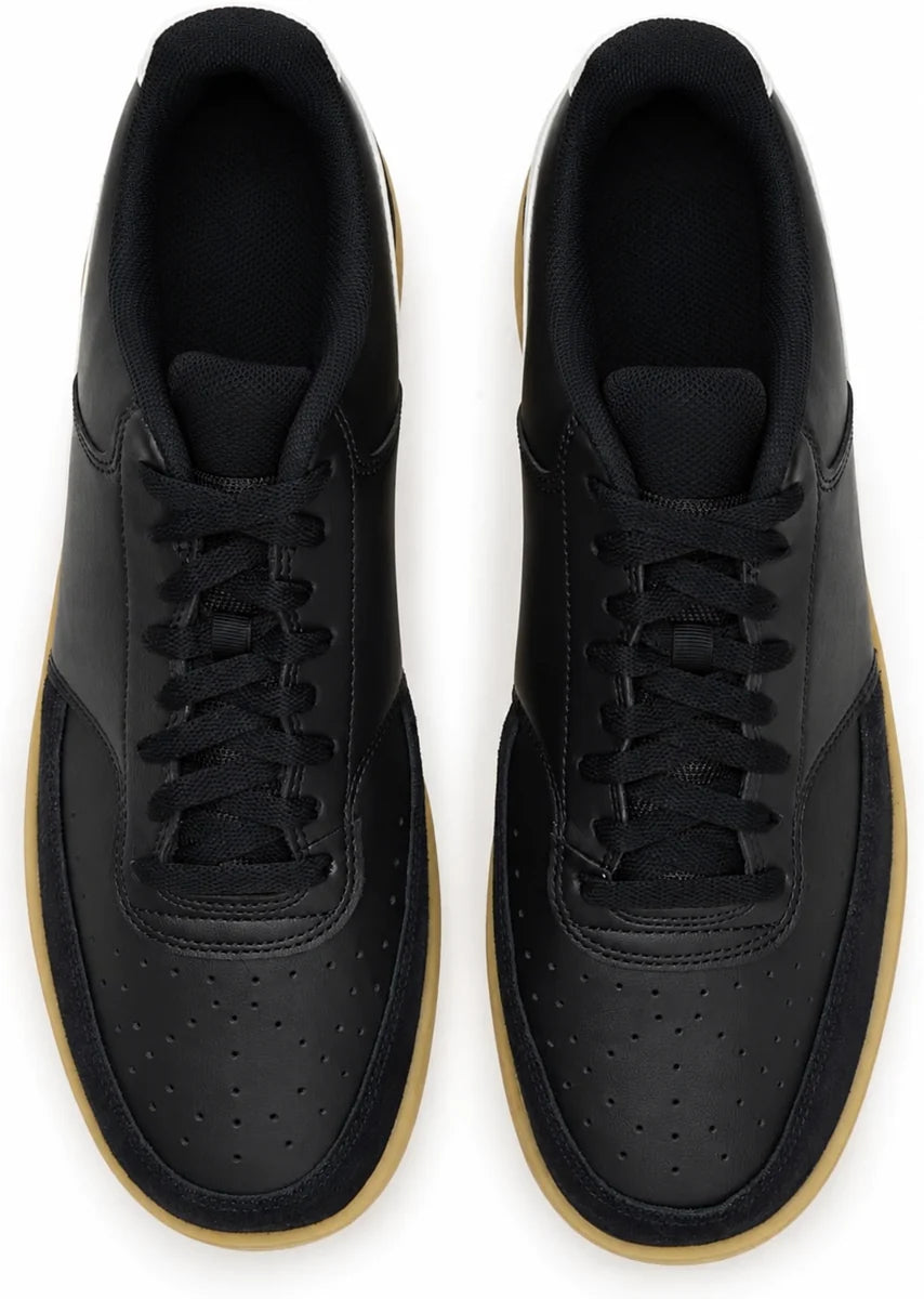 Women's Classic Low-Top Trainers in Black Gum Light Brown Sail, view 3.