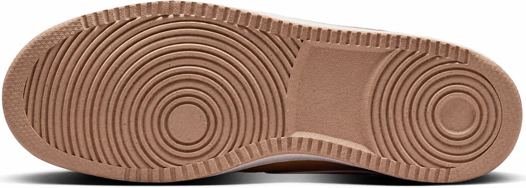 Women's Classic Low-Top Trainers in Sanddrift Sail Hemp, view 4.