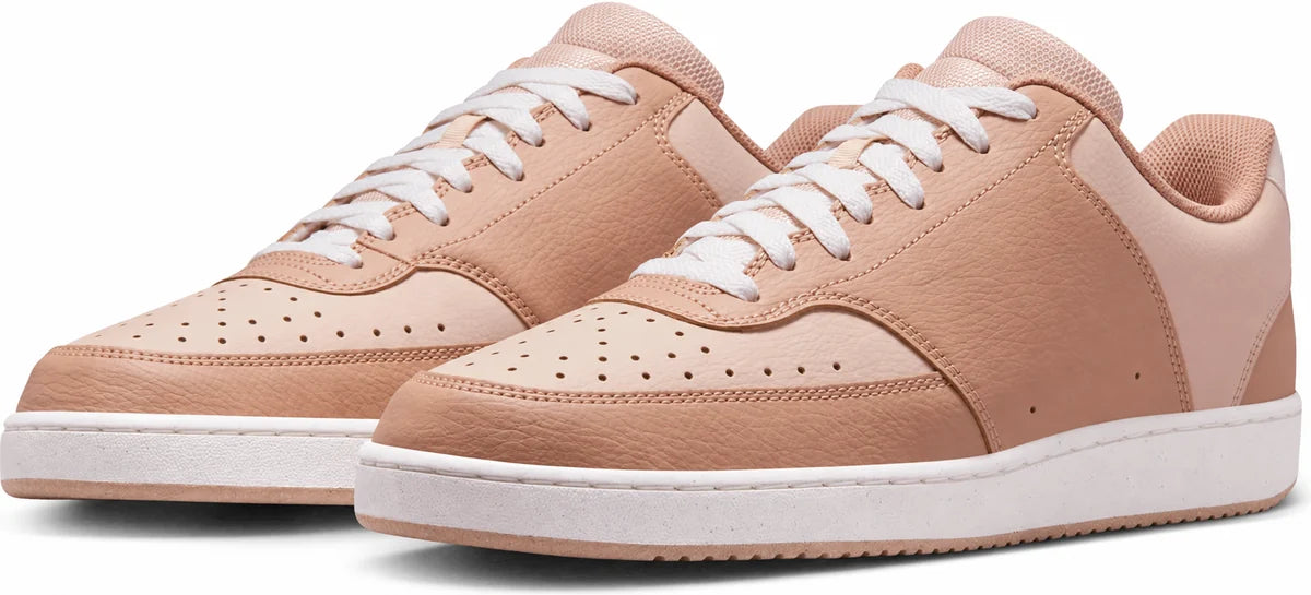 Women's Classic Low-Top Trainers in Sanddrift Sail Hemp, view 2.