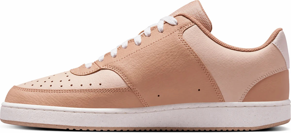 Women's Classic Low-Top Trainers in Sanddrift Sail Hemp, view 9.